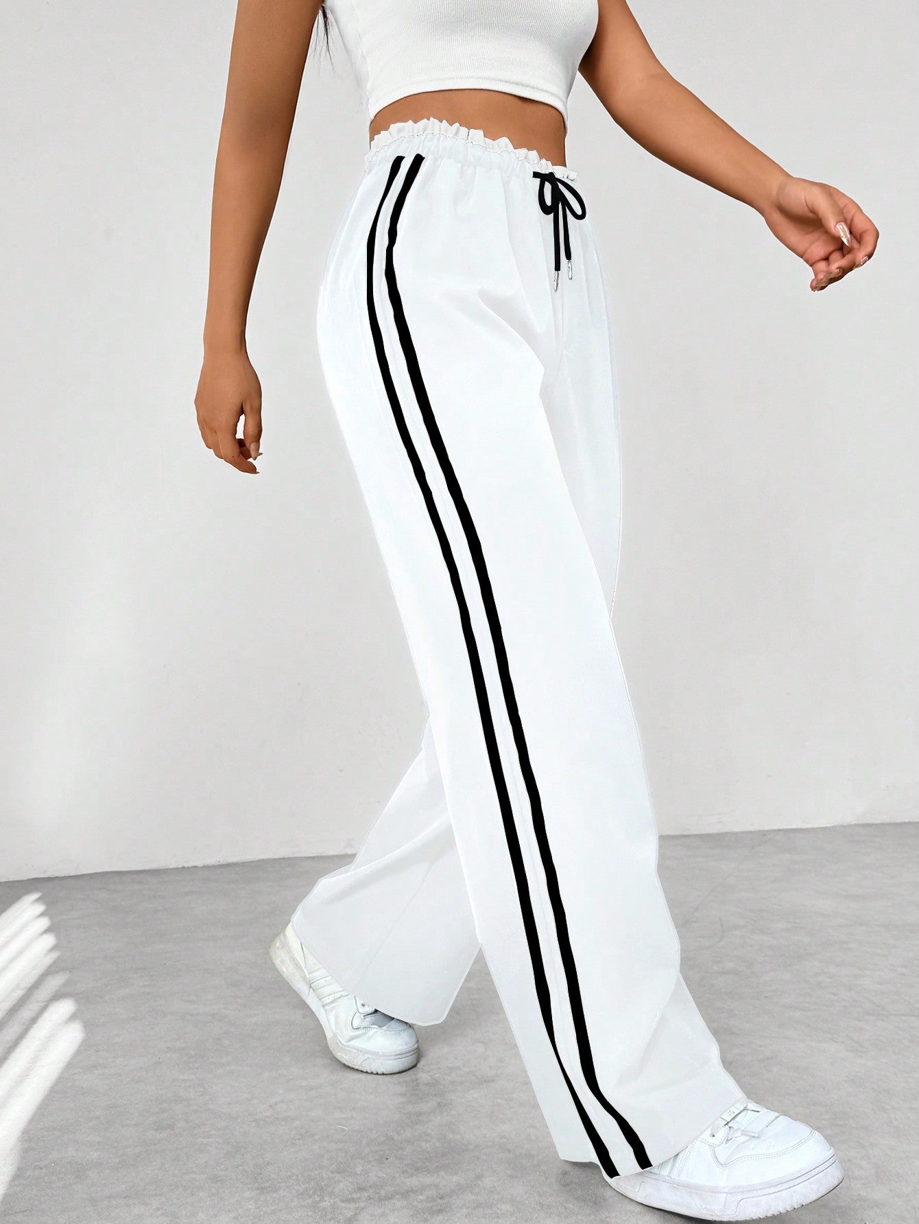 Wide-Leg Pants Women – Breathable Sporty Trousers for Casual Style