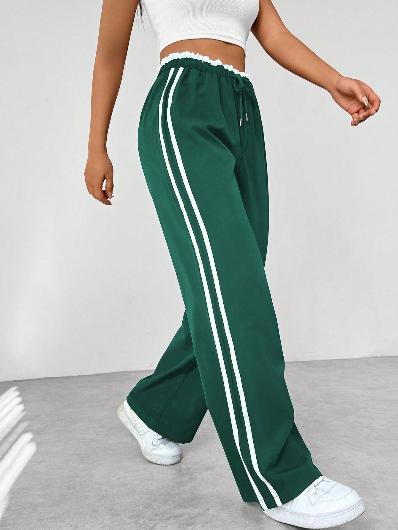 Wide-Leg Pants Women – Breathable Sporty Trousers for Casual Style