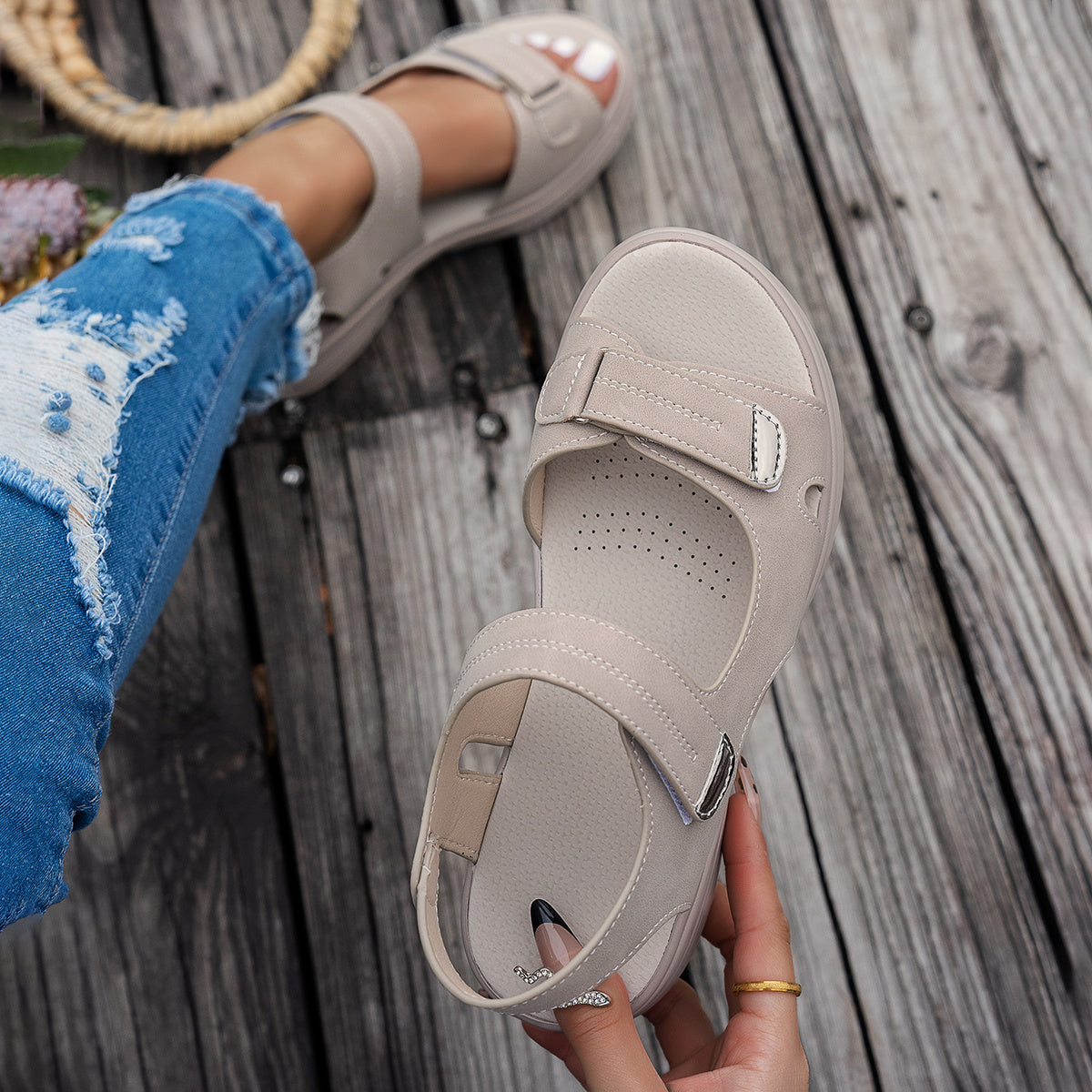 Women's Sandals – Lightweight Breathable Summer Footwear for Comfort