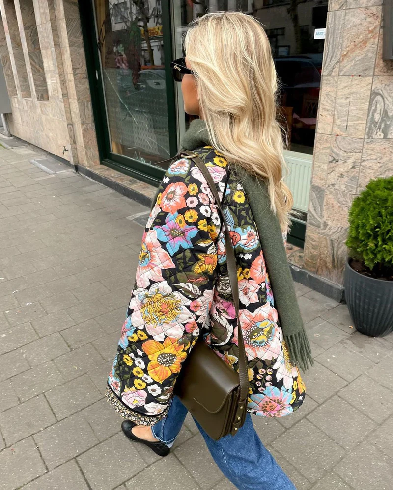 Floral Print Jacket Women – Quilted Floral Jacket with Soft Lining and Trendy Design