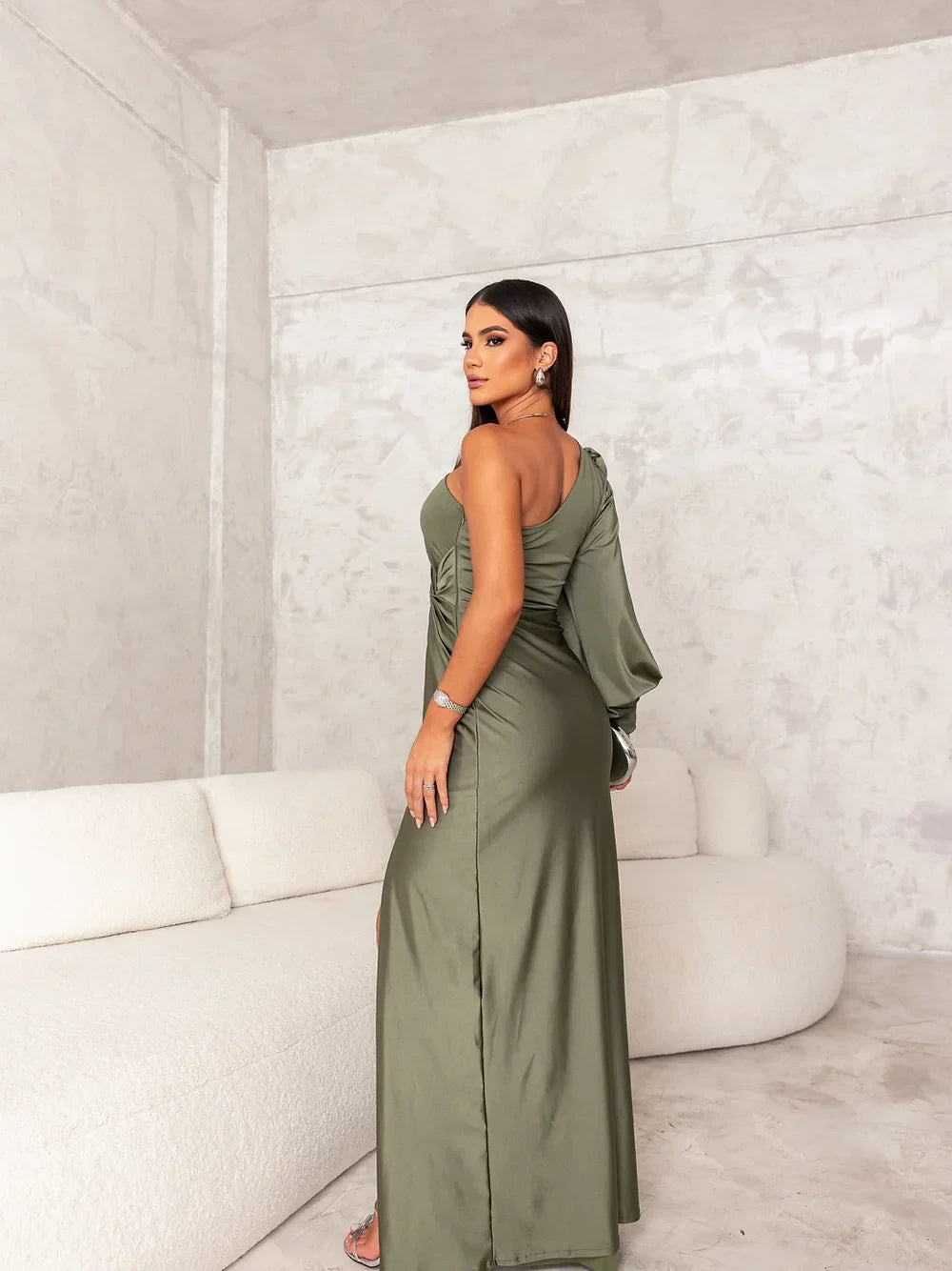 Evening Dress – Elegant Satin Asymmetrical Gown for Festive Occasions