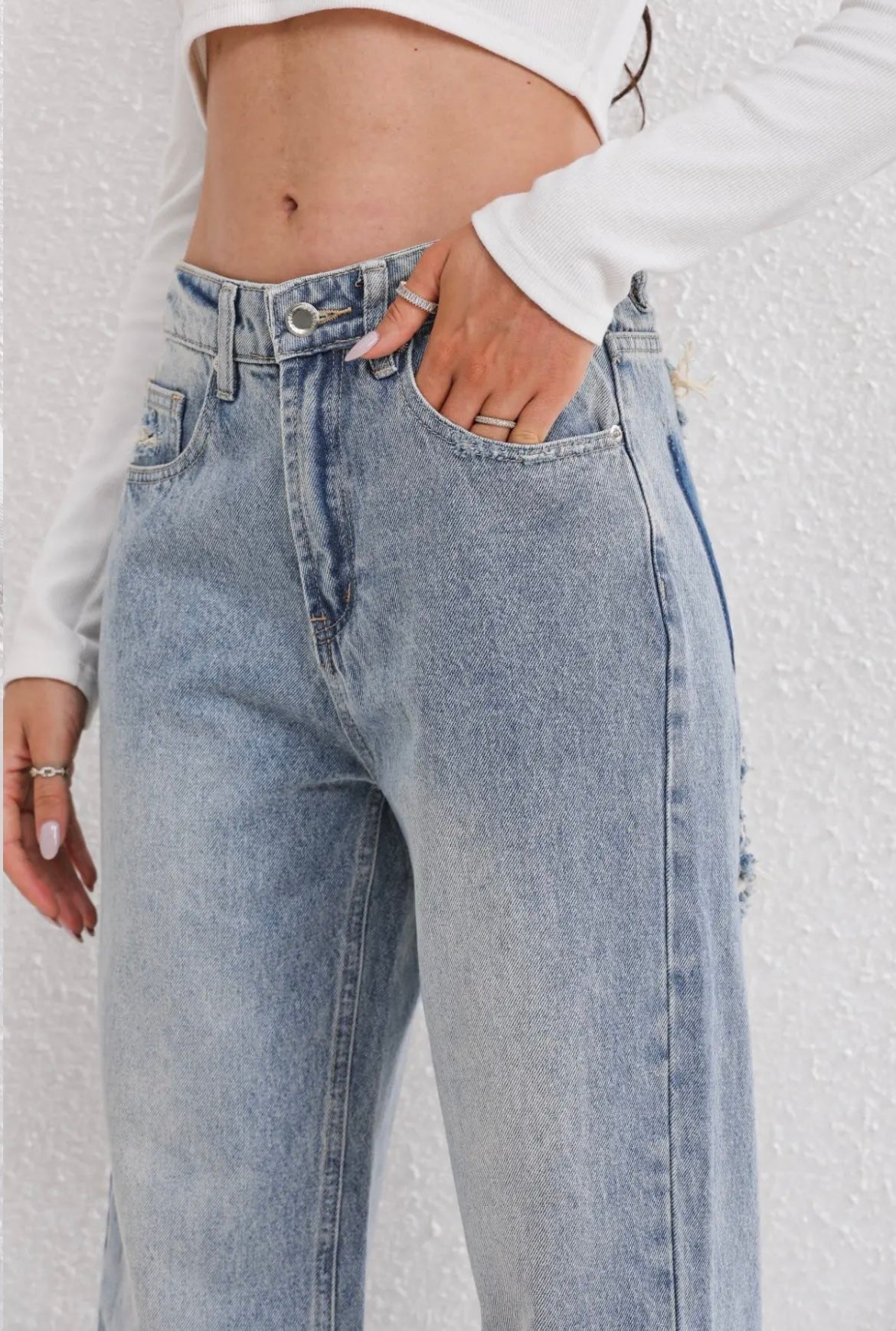 High Waist Ripped Jeans Women – Stylish Slim Fit Denim for Casual Wear