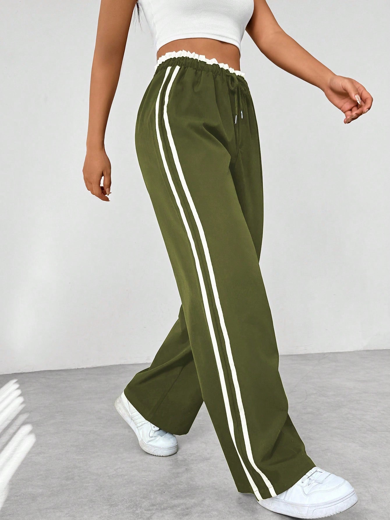 Wide-Leg Pants Women – Breathable Sporty Trousers for Casual Style