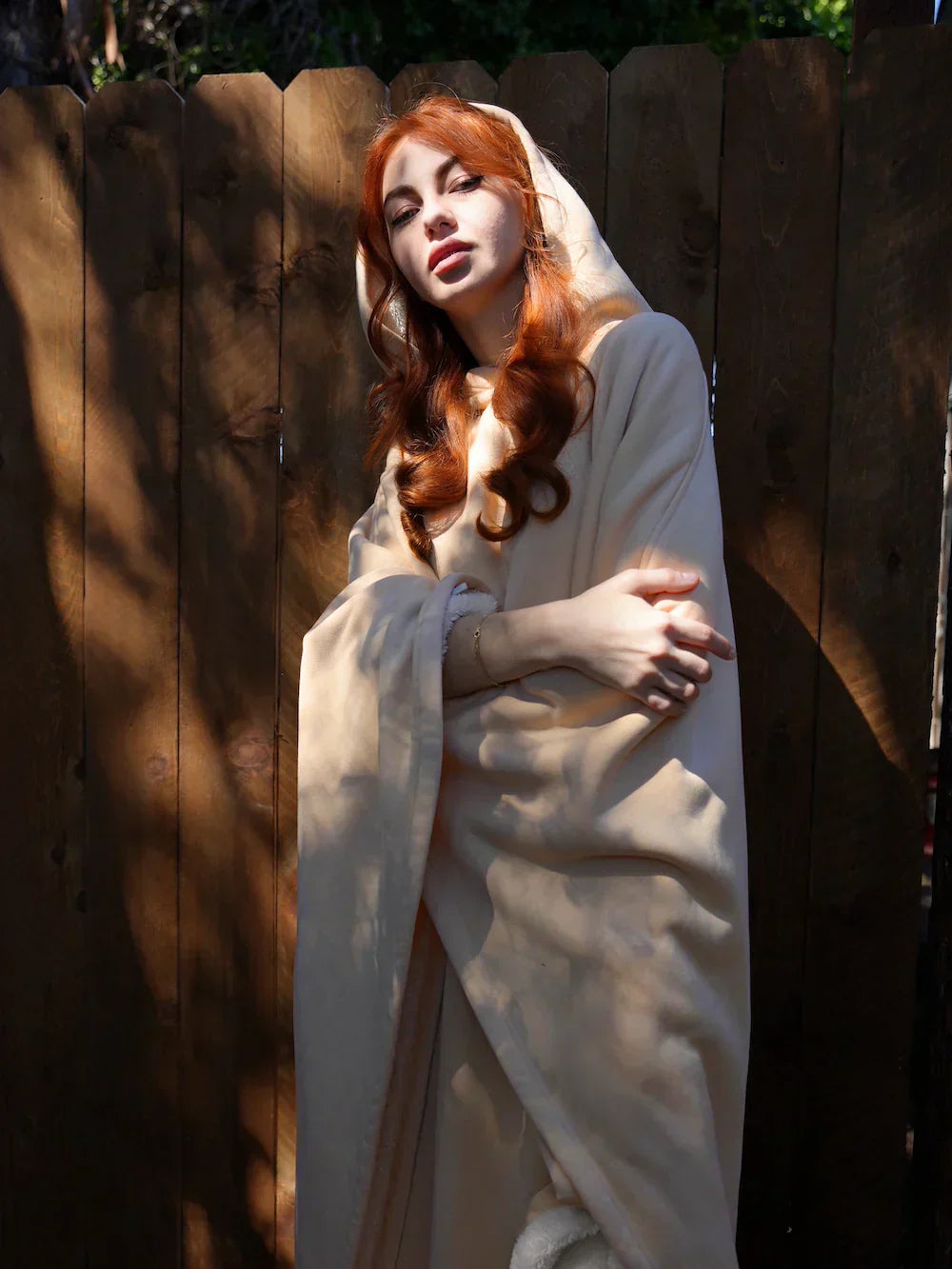 Hooded Blanket – Ultra Soft Warm Cocoon for Home Outdoors