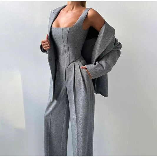 Women's Pantsuit – Elegant Tailored Fit, Luxurious Fabric for Work & Parties