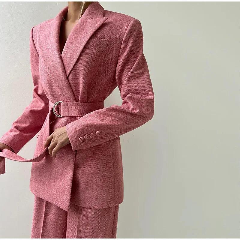 Women's Pantsuit – Elegant Tailored Fit, Luxurious Fabric for Work & Parties
