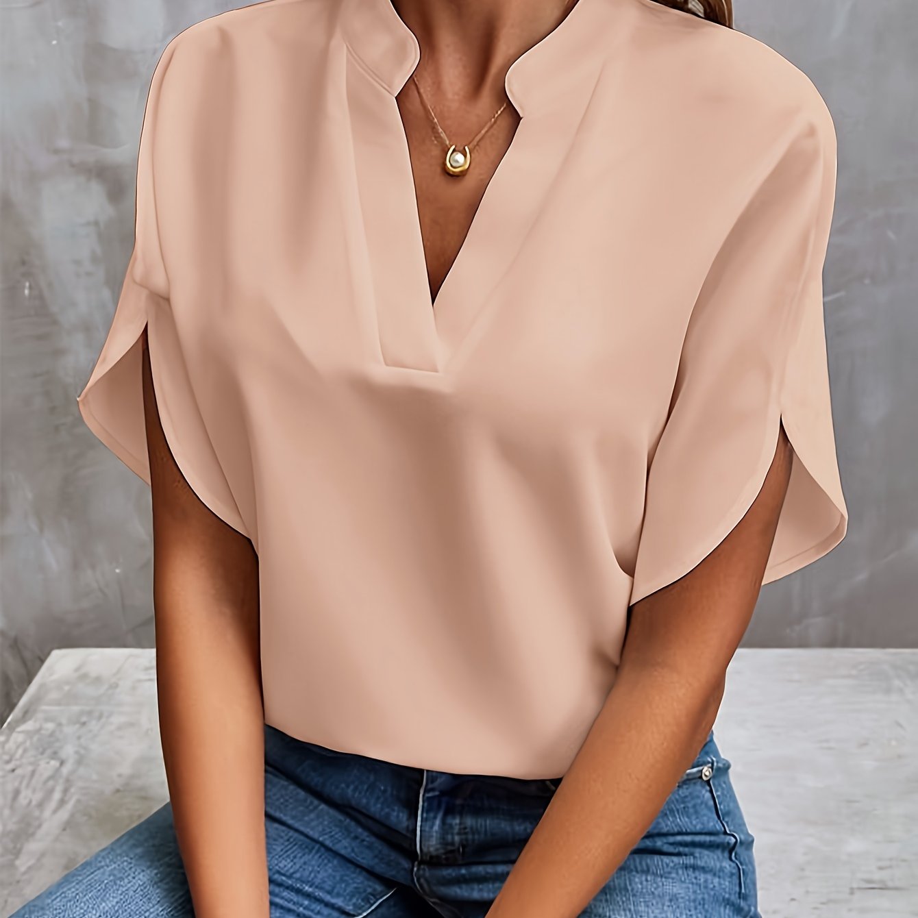 Blusa donna scollo a V – Top elegante con spacco per occasioni