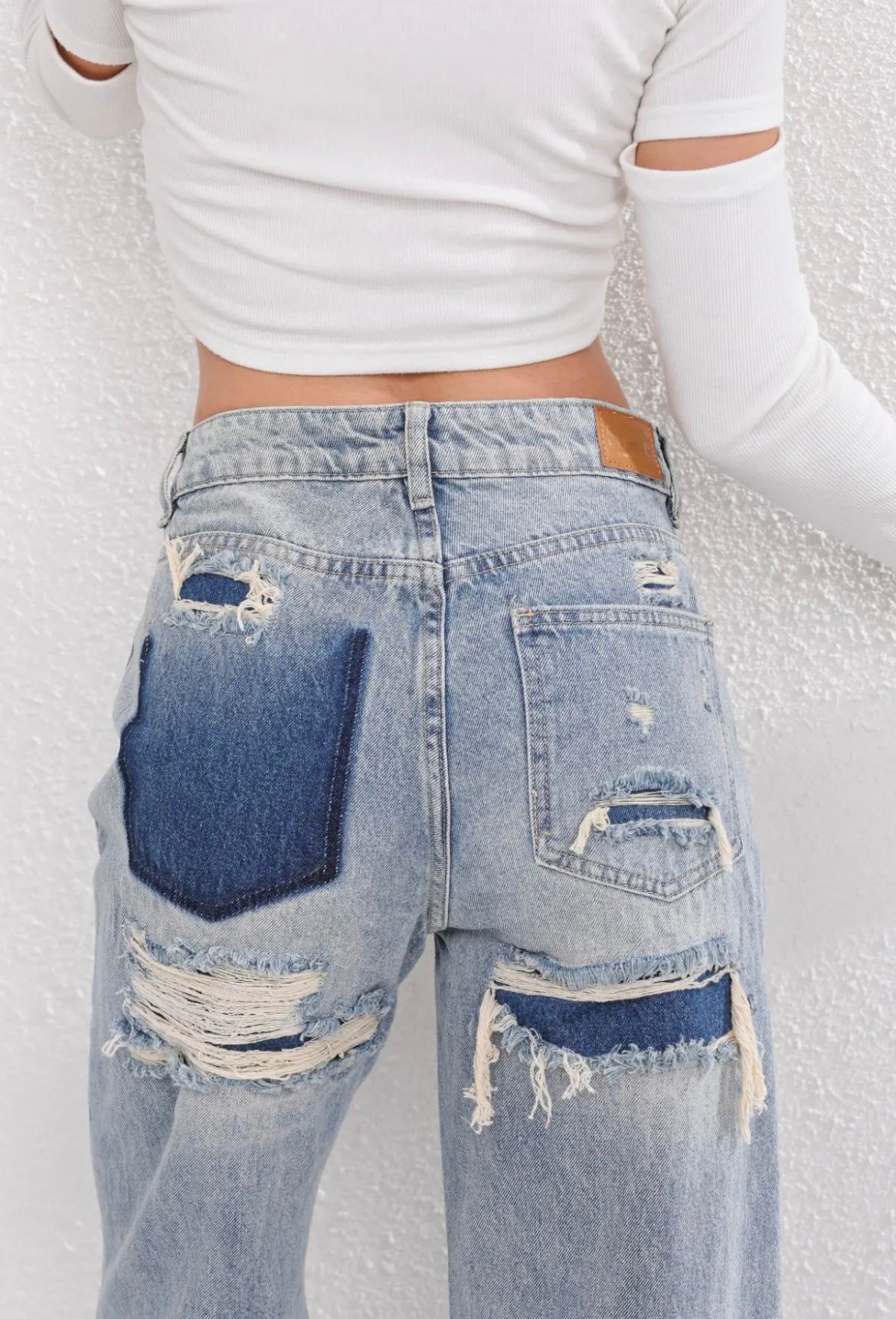 High Waist Ripped Jeans Women – Stylish Slim Fit Denim for Casual Wear
